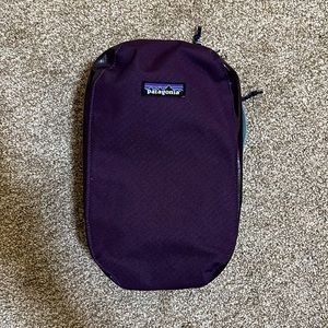 Patagonia Black Hole Packing Cube, Medium / 6L